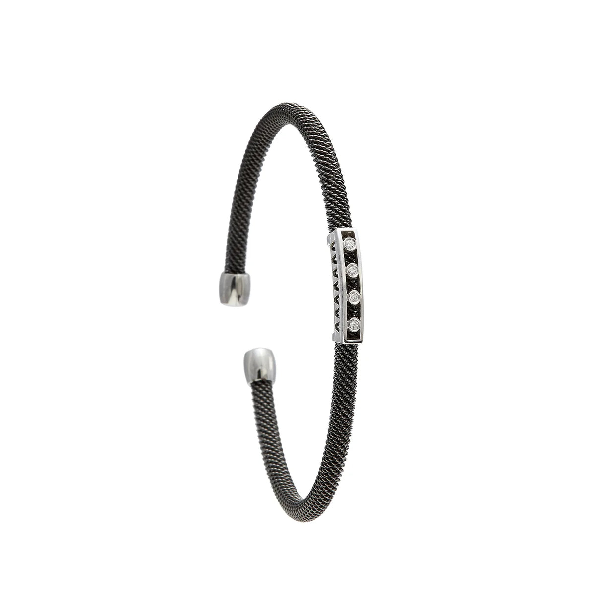 Pulsera de acero y franja geométrica. Los elementos de tono plateado se repiten en una línea alargada.